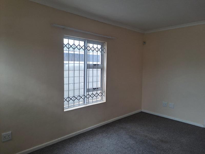 2 Bedroom Property for Sale in Gaylee Western Cape